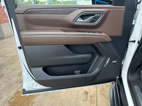 Used 2022 Chevrolet Suburban High Country w/ Max Trailering Package image 20