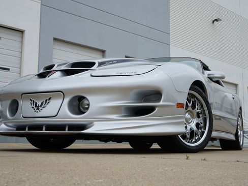 Used 2000 Pontiac Firebird Formula w/ Security Pkg image 4