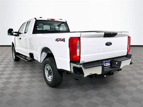 New 2026 Ford F250 XL w/ XL Chrome Package image 21