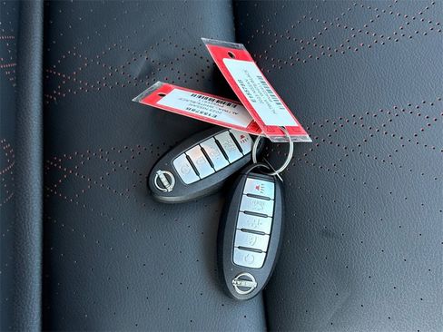 Used 2023 Nissan Altima 2.0 SR image 3