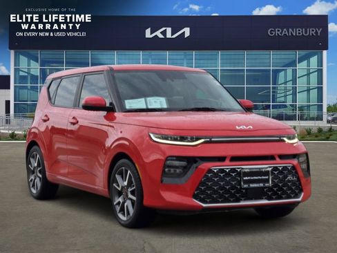 Certified 2022 Kia Soul Turbo FWD image 3