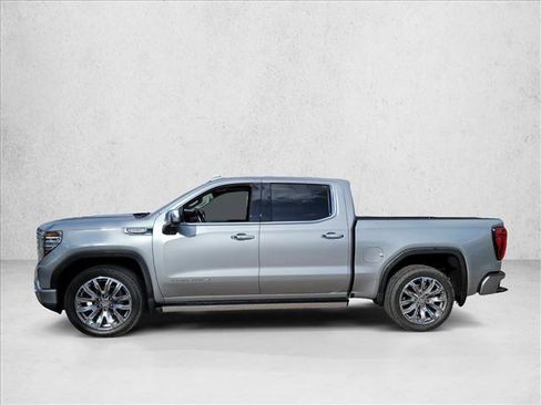 Used 2024 GMC Sierra 1500 Denali AWD/4WD image 8