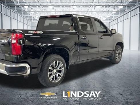 Used 2022 Chevrolet Silverado 1500 LT AWD/4WD image 8