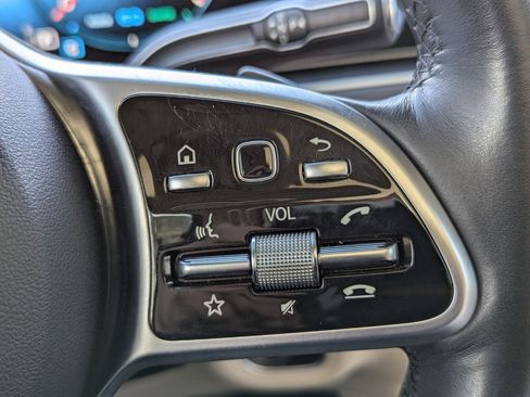 Used 2023 Mercedes-Benz GLS 450 4MATIC image 18