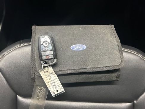 Used 2021 Ford Explorer XLT w/ Equipment Group 202A image 28