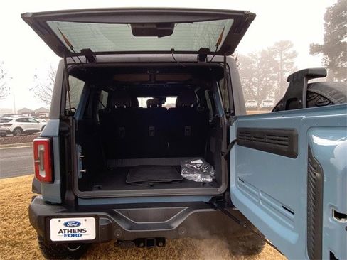 Used 2023 Ford Bronco Wildtrak image 40