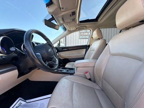 Used 2018 Subaru Outback 3.6R Limited AWD/4WD image 12
