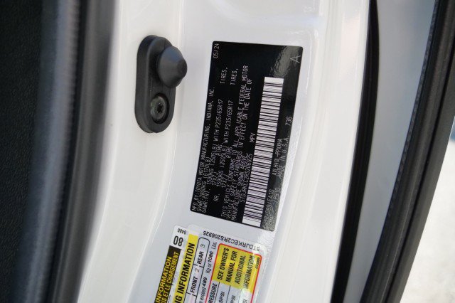 Used 2024 Toyota Sienna XLE w/ XLE Plus Package FWD image 50