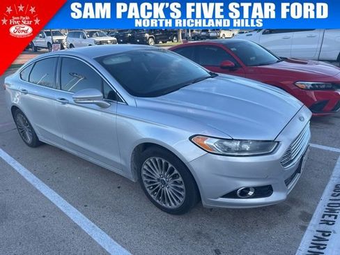 Used 2016 Ford Fusion Titanium image 3