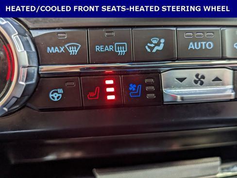 Used 2023 Ford F250 Lariat w/ Chrome Package image 5