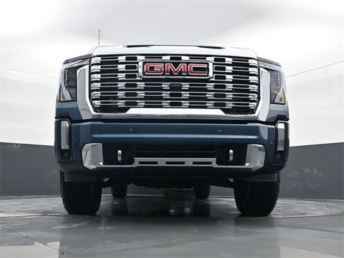 New 2026 GMC Sierra 3500 Denali w/ Denali Reserve Package image 22