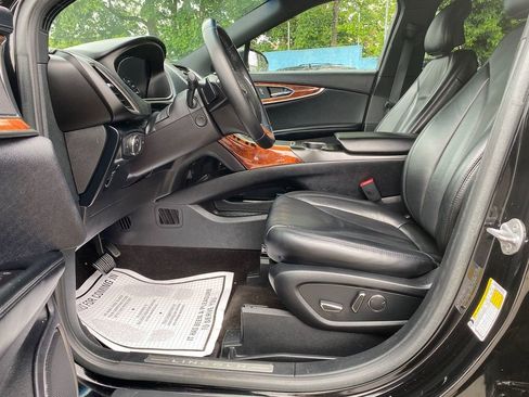 Used 2018 Lincoln MKX Select w/ Select Plus Package image 12