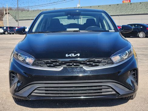 Used 2024 Kia Forte LXS image 2