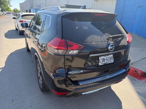 Used 2017 Nissan Rogue SL w/ SL Premium Package image 7