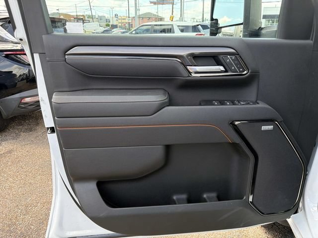 Used 2025 GMC Sierra 2500 AT4 w/ AT4 Premium Plus Package AWD/4WD image 25