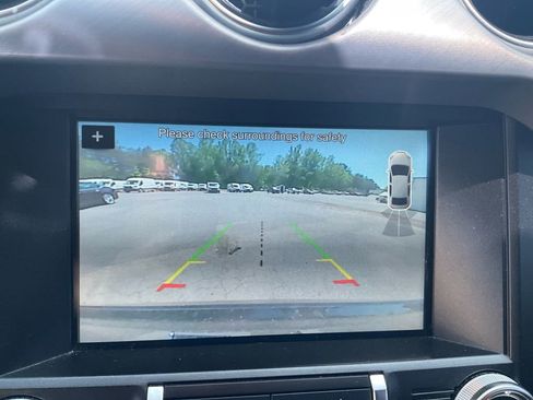 Used 2018 Ford Mustang GT Premium RWD image 22