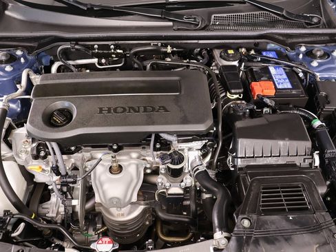 Used 2025 Honda Civic Sport image 18