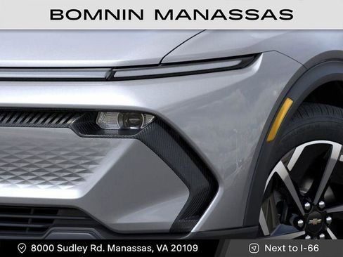 New 2026 Chevrolet Equinox EV LT image 10