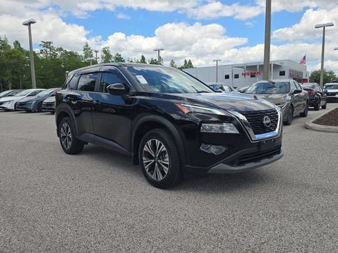 Certified 2023 Nissan Rogue SV AWD/4WD image 2