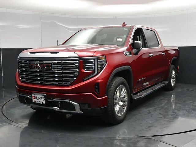 Used 2024 GMC Sierra 1500 Denali w/ Technology Package AWD/4WD image 8