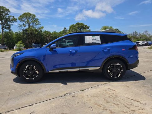 New 2026 Kia Sportage SX FWD image 5