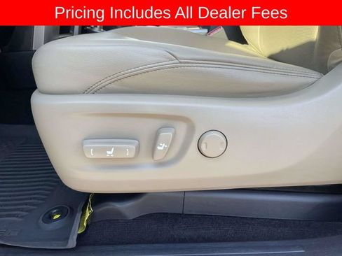 Used 2024 Toyota 4Runner Limited AWD/4WD image 21