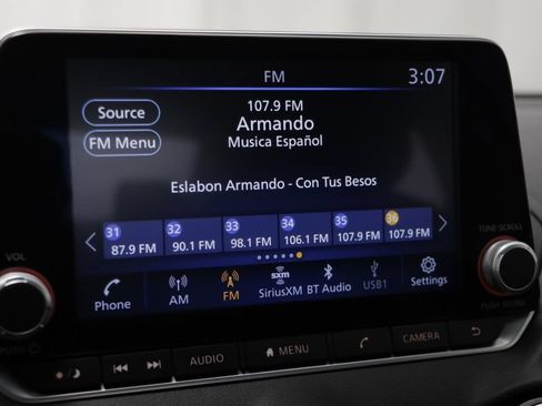 Used 2023 Nissan Sentra SV FWD image 8