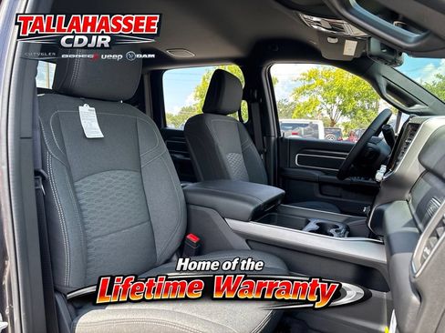 New 2026 RAM 3500 Big Horn AWD/4WD image 35