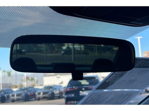 Used 2017 Honda Accord Sport image 24