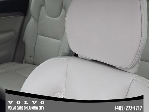 Certified 2023 Volvo XC90 B6 Ultimate w/ Lounge Package image 14