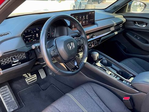 Used 2024 Honda Accord Sport image 16