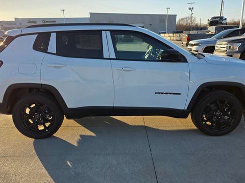 New 2026 Jeep Compass Latitude AWD/4WD image 6