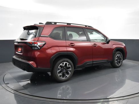 Certified 2026 Subaru Forester Premium image 29