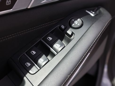 Used 2024 BMW X5 xDrive40i image 14