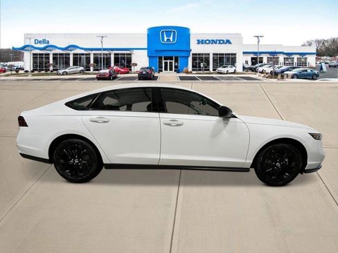 New 2025 Honda Accord SE image 2