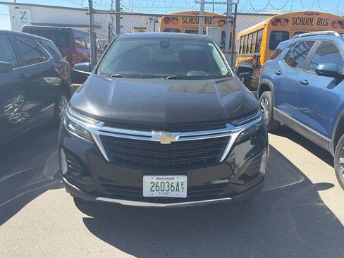 Used 2024 Chevrolet Equinox LT AWD/4WD image 3