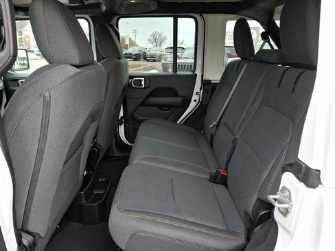 Certified 2025 Jeep Wrangler Unlimited Sahara w/ Safety Group image 13