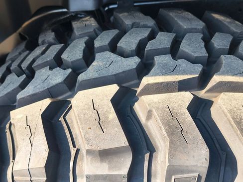 New 2025 Jeep Wrangler Unlimited Sahara AWD/4WD image 33