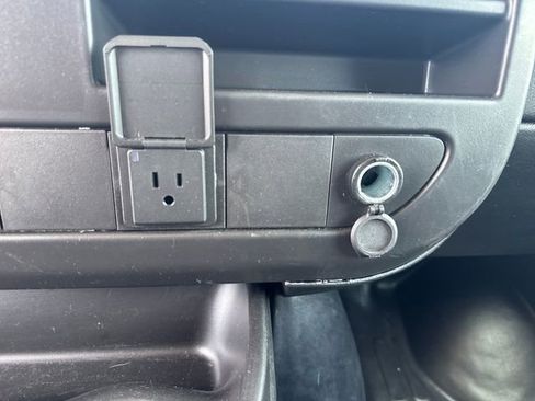 Used 2025 Chevrolet Express 2500 w/ Driver Convenience Package RWD image 30