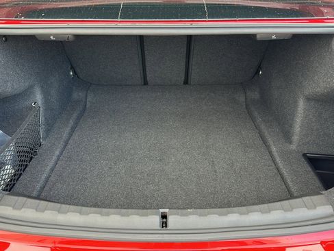 Certified 2024 BMW 330i Sedan w/ M Sport Package image 22