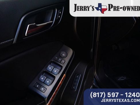 Used 2019 Chevrolet Tahoe Premier w/ Premier Plus Edition AWD/4WD image 16
