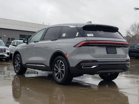 New 2026 Lincoln Nautilus Premier image 6