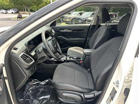 Used 2024 Kia Seltos S FWD image 16