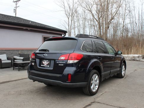 Used 2013 Subaru Outback 2.5i Premium image 5