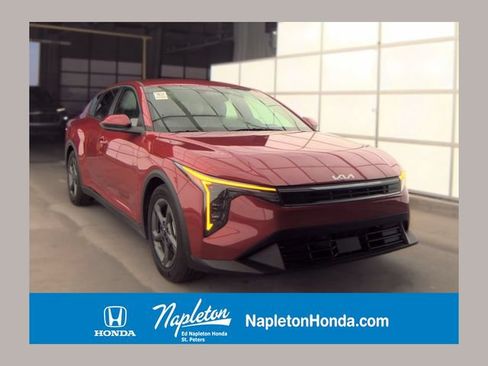 Used 2026 Kia K4 FWD image 1