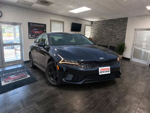 Used 2021 Kia K5 LXS FWD image 2