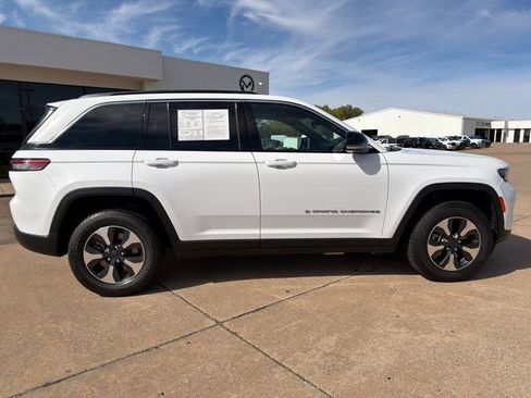 Used 2024 Jeep Grand Cherokee Limited 4xe image 20