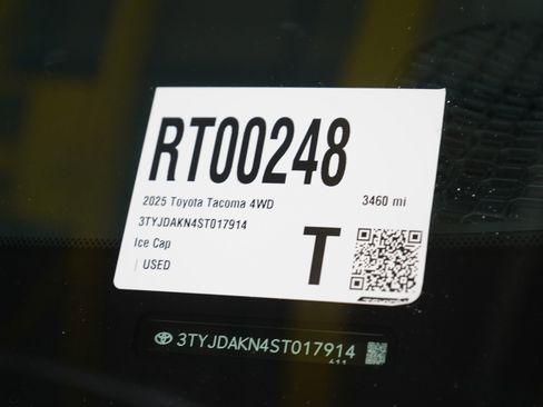 Certified 2025 Toyota Tacoma SR image 30