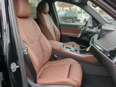Used 2026 BMW X5 xDrive50e w/ Premium Package AWD/4WD image 24
