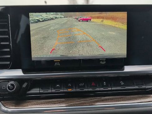 Used 2023 Chevrolet Silverado 1500 LT Trail Boss w/ LPO, Dark Essentials Package image 18